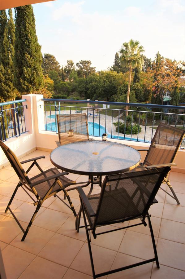 Paradise Gardens Prestige&Lovely Apartment Paphos Exterior foto